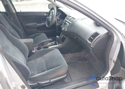 2004 Honda Accord 2.4 Ex from USA, damaged, VIN 1HGCM56684A047451